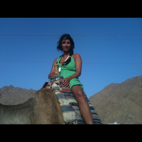 Meet your Posher, Mona - Picture 4 of 14